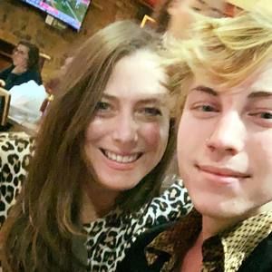 Meet your Posher, Judi